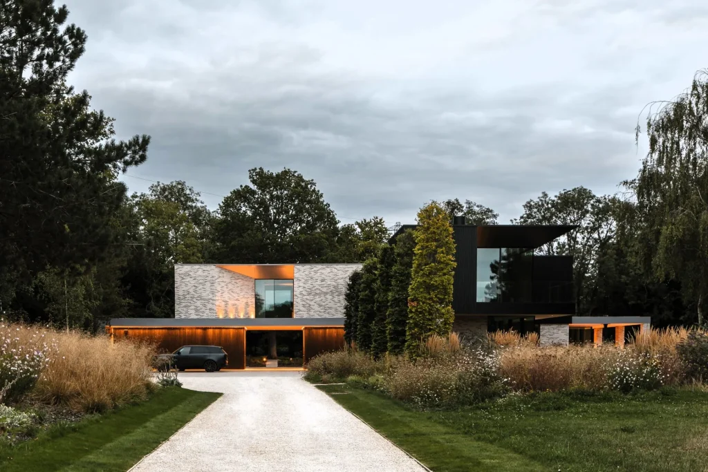 hero seer green elyse kennedy